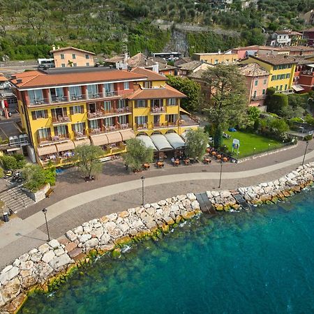 Hotel Residence Villa Beatrice Brenzone sul Garda Eksteriør billede