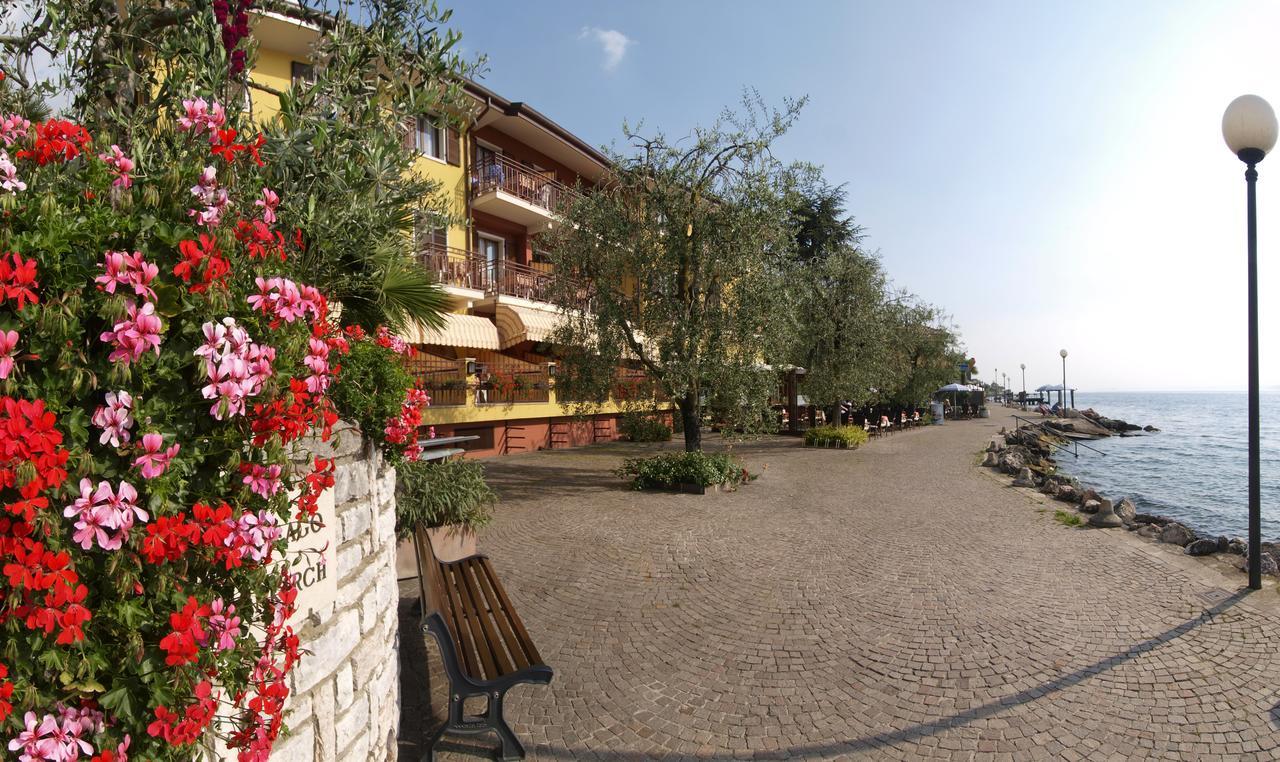 Hotel Residence Villa Beatrice Brenzone sul Garda Eksteriør billede